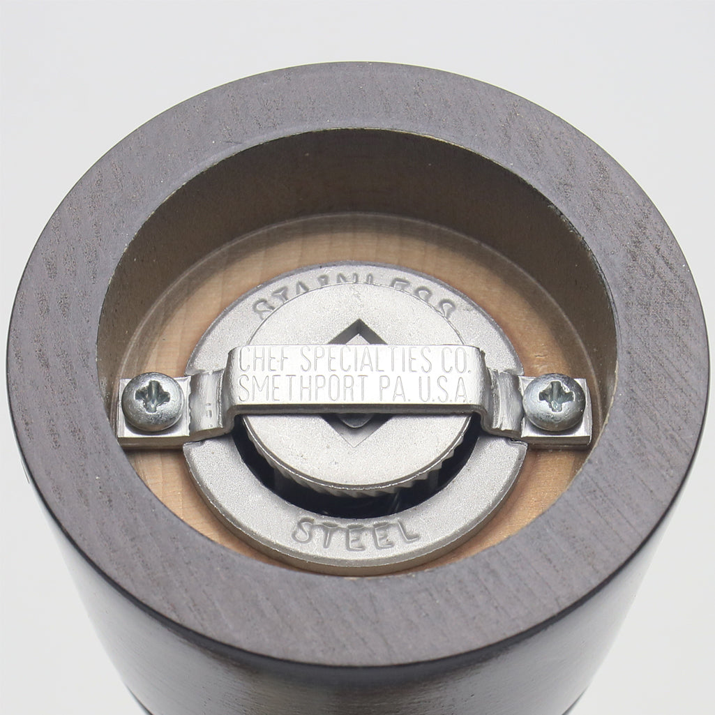 06106 Pepper Mill Bottom View, Stainless Steel Grinding Mechanism