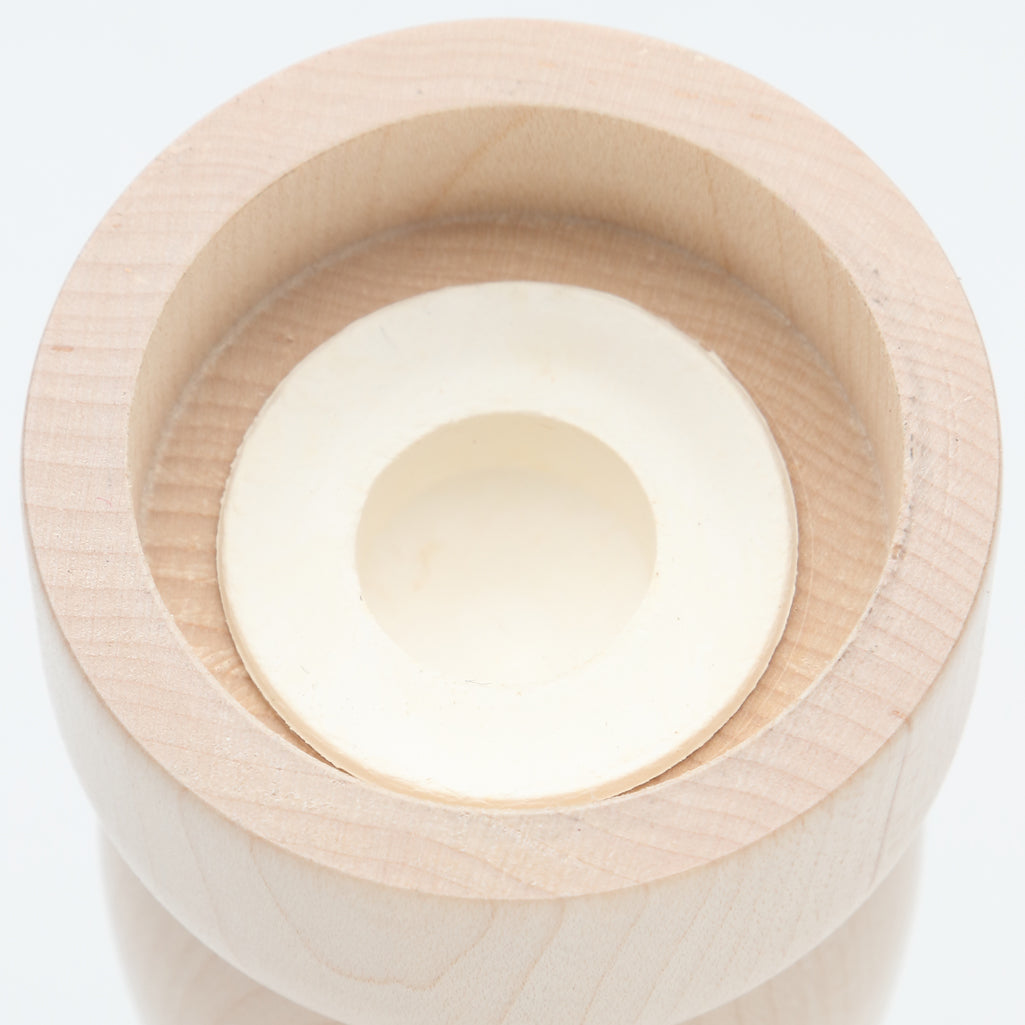 06200 Salt Shaker Bottom View