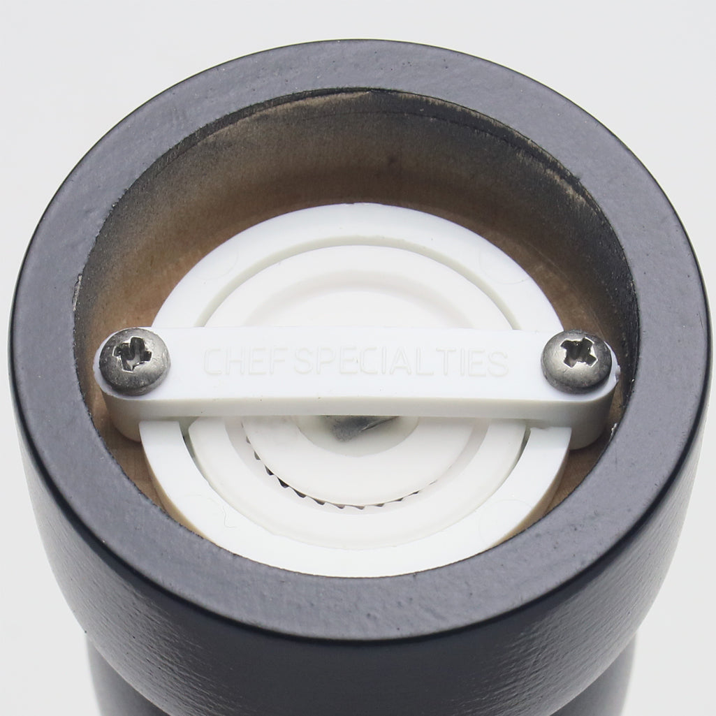 06352 Salt Mill Bottom View, Ceramic Grinding Mechanism