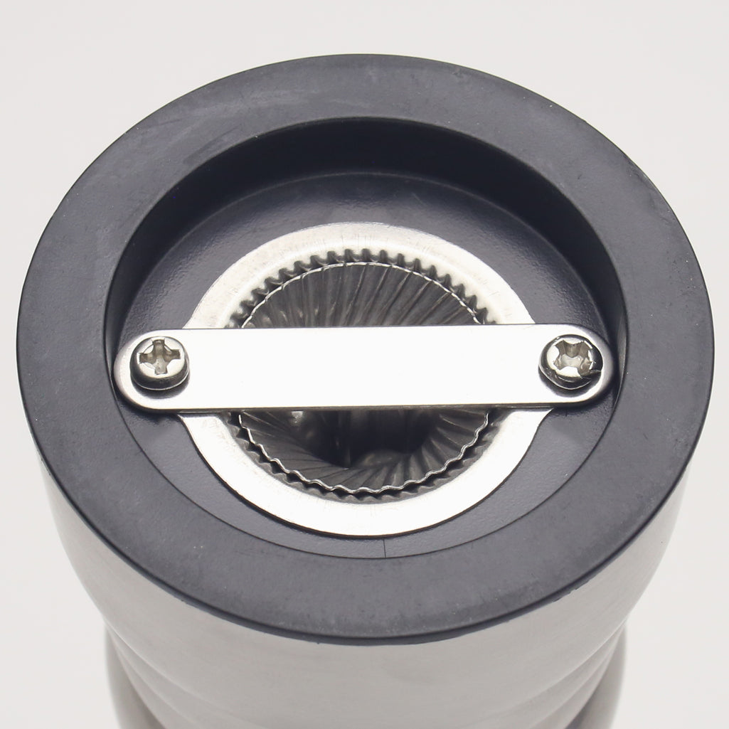 06451 Bottom View, 316 Stainless Steel Grinding Mechanism 