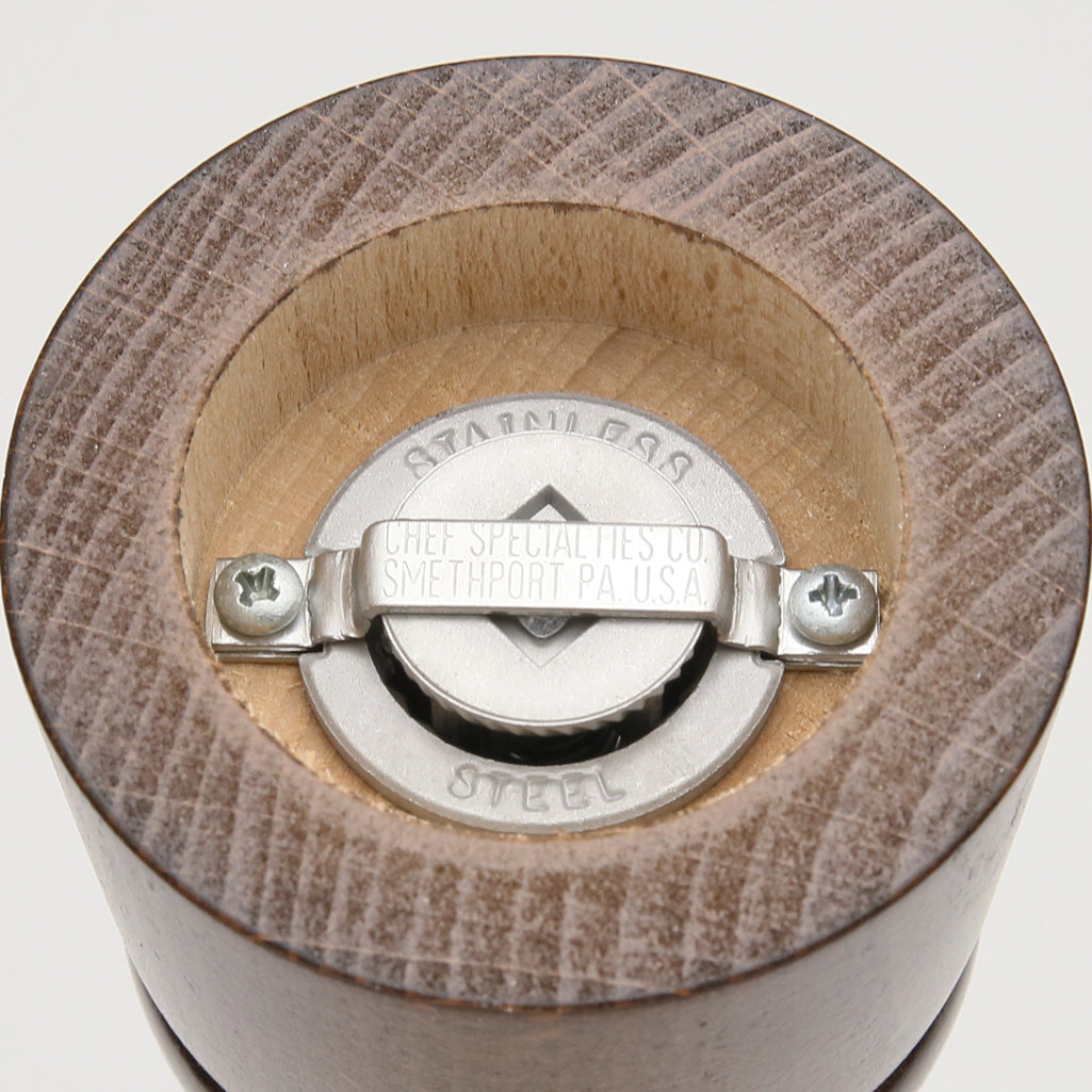 08100 Pepper Mill Bottom View, Stainless Steel Grinding Mechanism